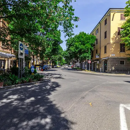 Enzo Ferrari Museum -wifi, Train Station And Parking Apartman