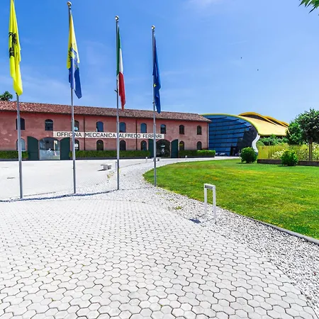 Apartment Enzo Ferrari Museum -wifi, Train Station And Parking *