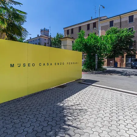 Enzo Ferrari Museum -wifi, Train Station And Parking * Modena