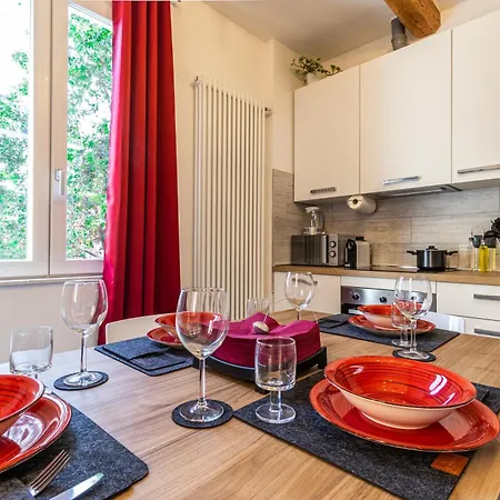 Apartment Enzo Ferrari Museum -wifi, Train Station And Parking *