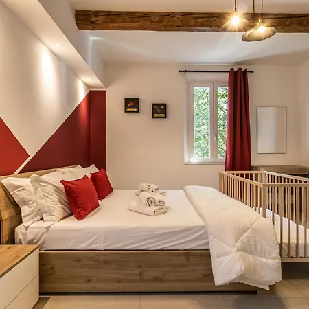 Enzo Ferrari Museum -wifi, Train Station And Parking Apartment *