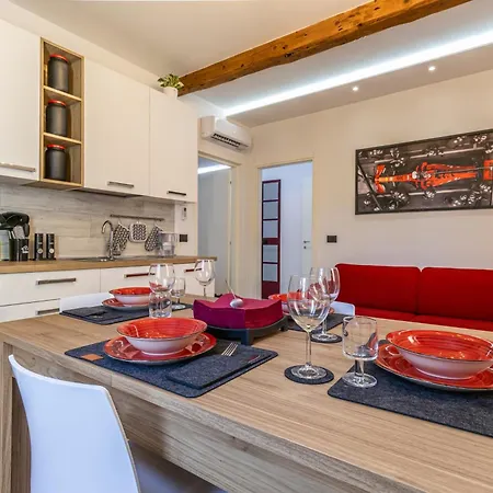 Appartement Enzo Ferrari Museum -wifi, Train Station And Parking Modena