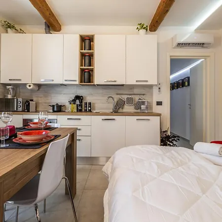 Enzo Ferrari Museum -wifi, Train Station And Parking * Modena