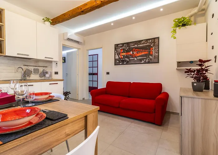 Enzo Ferrari Museum -wifi, Train Station And Parking Apartman Modena