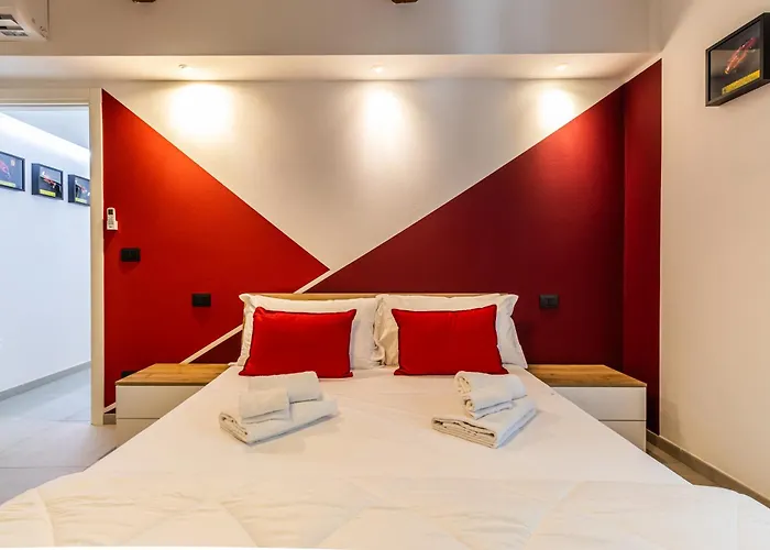 Enzo Ferrari Museum -wifi, Train Station And Parking * Modena